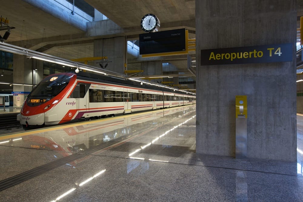 Train from Madrid Airport to Chamartín