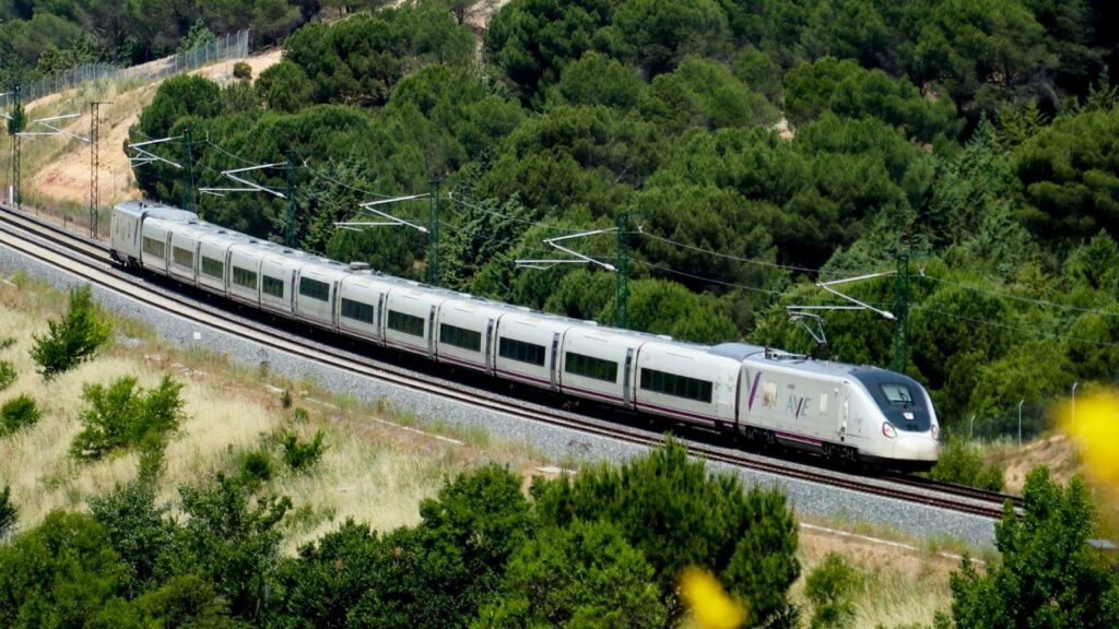 Ave Train Toledo