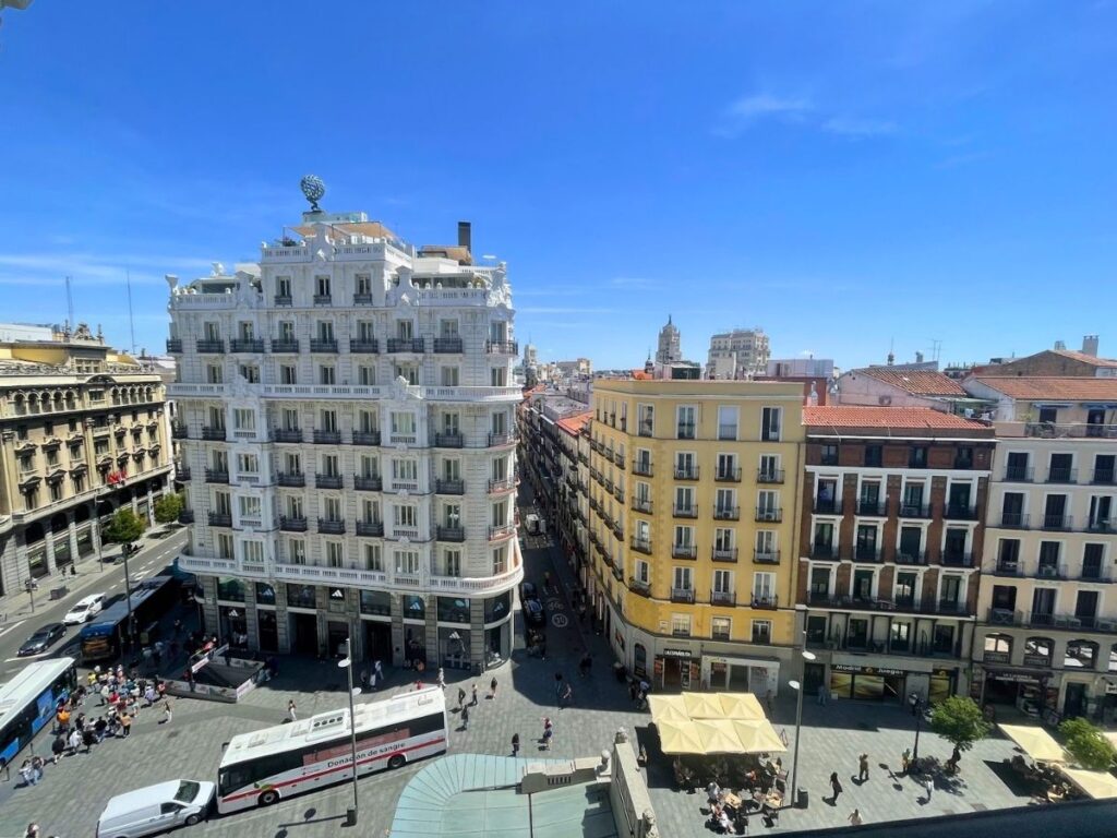Airport to Hotel Montera Madrid, Curio Collection By Hilton