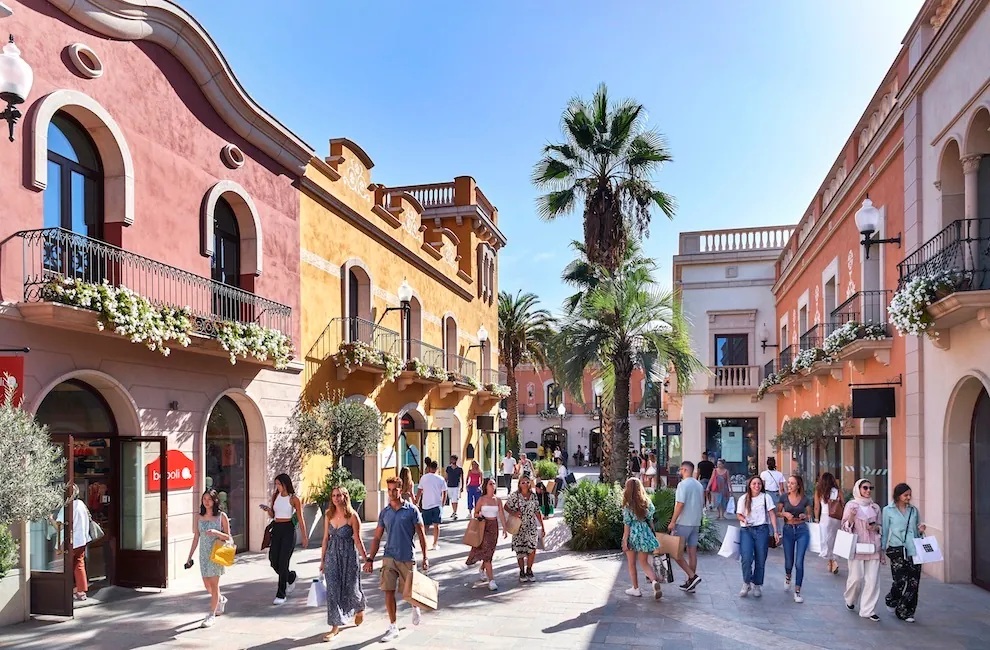 Las Rozas Village Transfer Booking